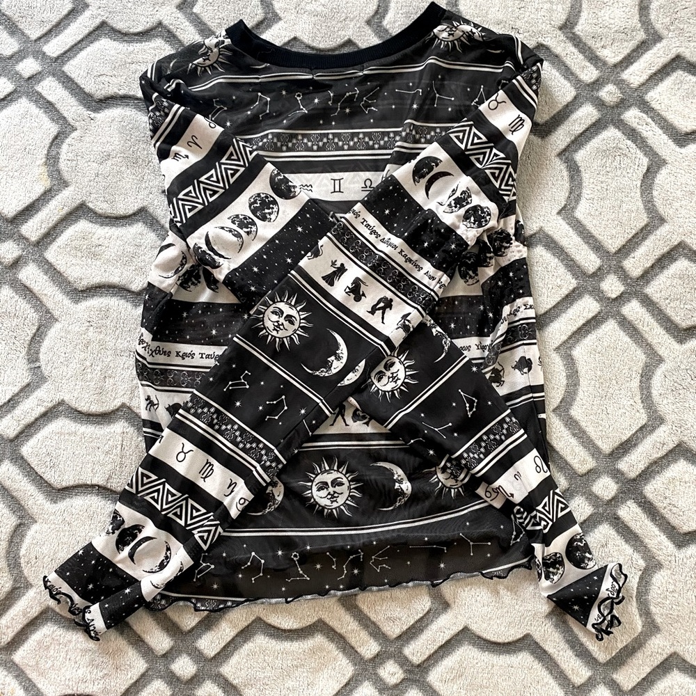 Horoscope mesh top size medium
